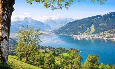 Schöne Landschaft mit Alpen und Bergsee in Österreich 